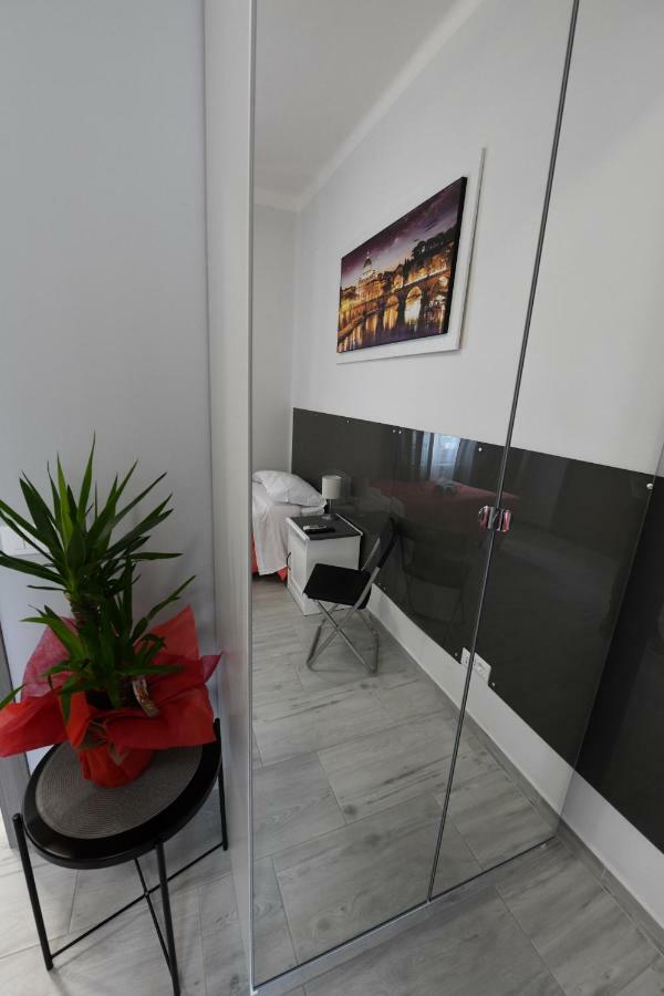 Standard Single Room,795336981:JPEG